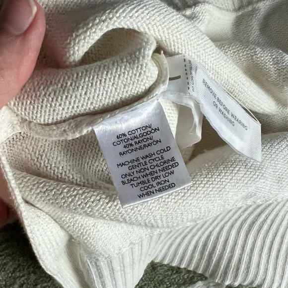 Cute knit embroidered Cat outline sweater Anne Taylor’s Loft - Picture 3 of 6